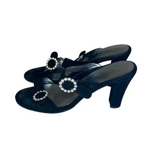 TARYN ROSE MADE IN ITALY BLACK SUEDE HEEL WITH CRYSTAL DETAILING